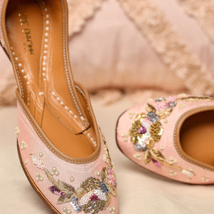 Cosmetic Peach Handcrafted Jutti