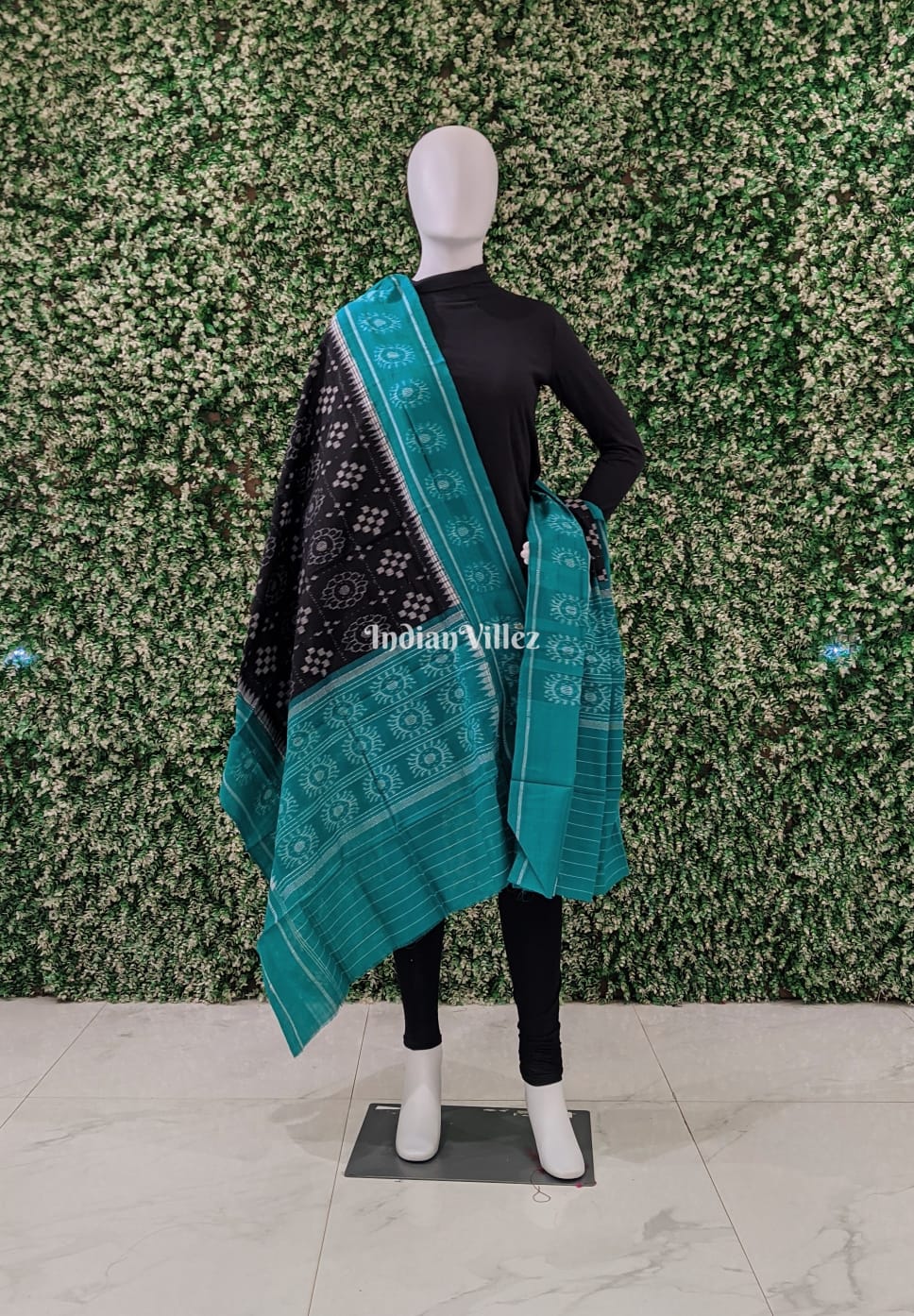 Black Sea Green Pasapali Odisha Ikat Cotton Dupatta