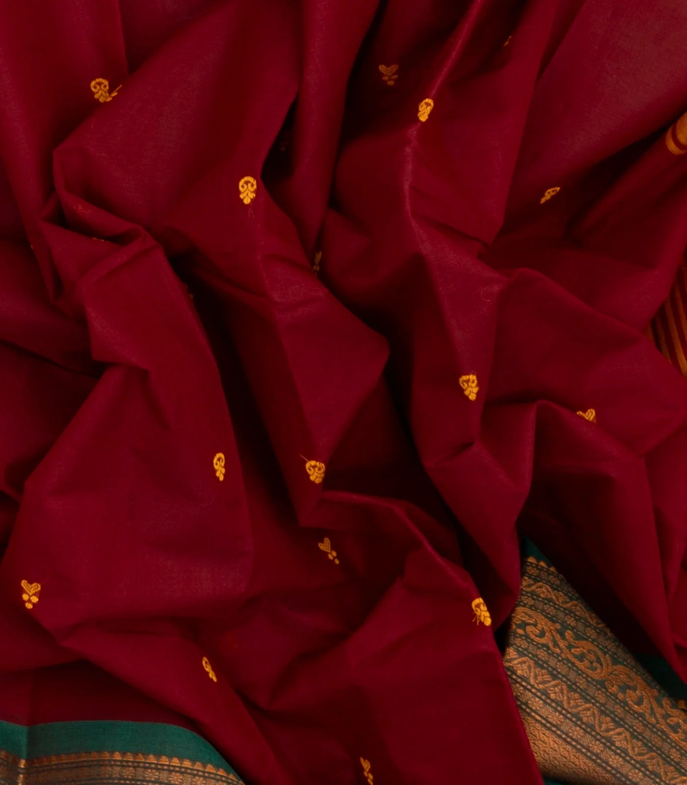 Crimson Handloom Chettinad Cotton Saree With Floral Buttas