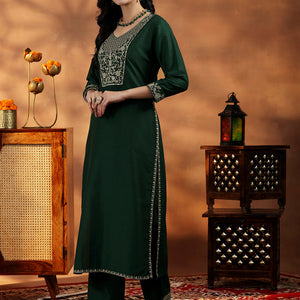 Green Yoke Design Silk Blend Straight Suit With Dupatta