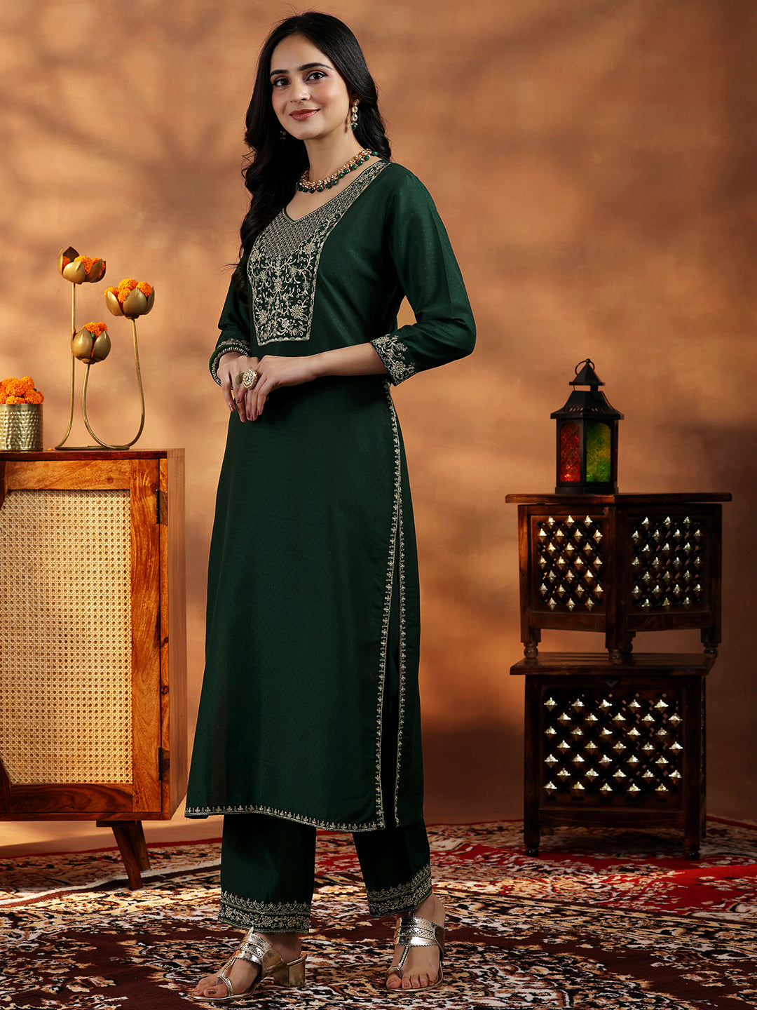 Green Yoke Design Silk Blend Straight Suit With Dupatta