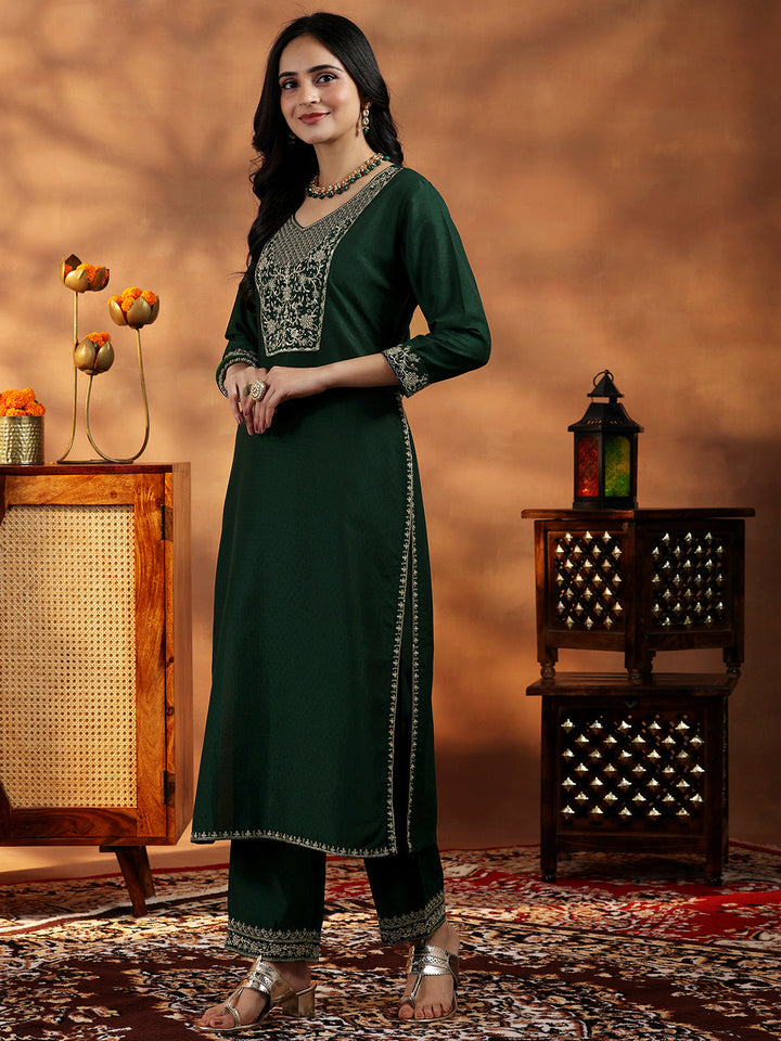 Green Yoke Design Silk Blend Straight Suit With Dupatta