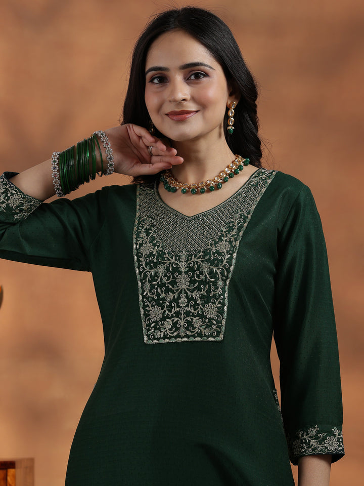 Green Yoke Design Silk Blend Straight Suit With Dupatta