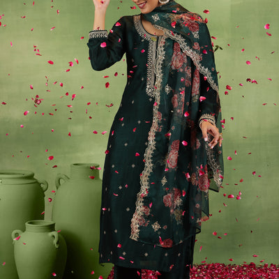 Green Embroidered Silk Blend Straight Suit With Dupatta