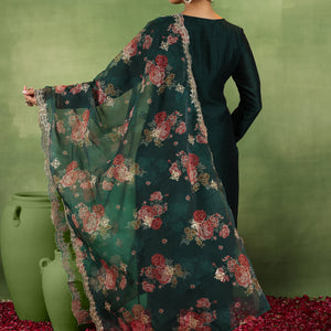 Green Embroidered Silk Blend Straight Suit With Dupatta