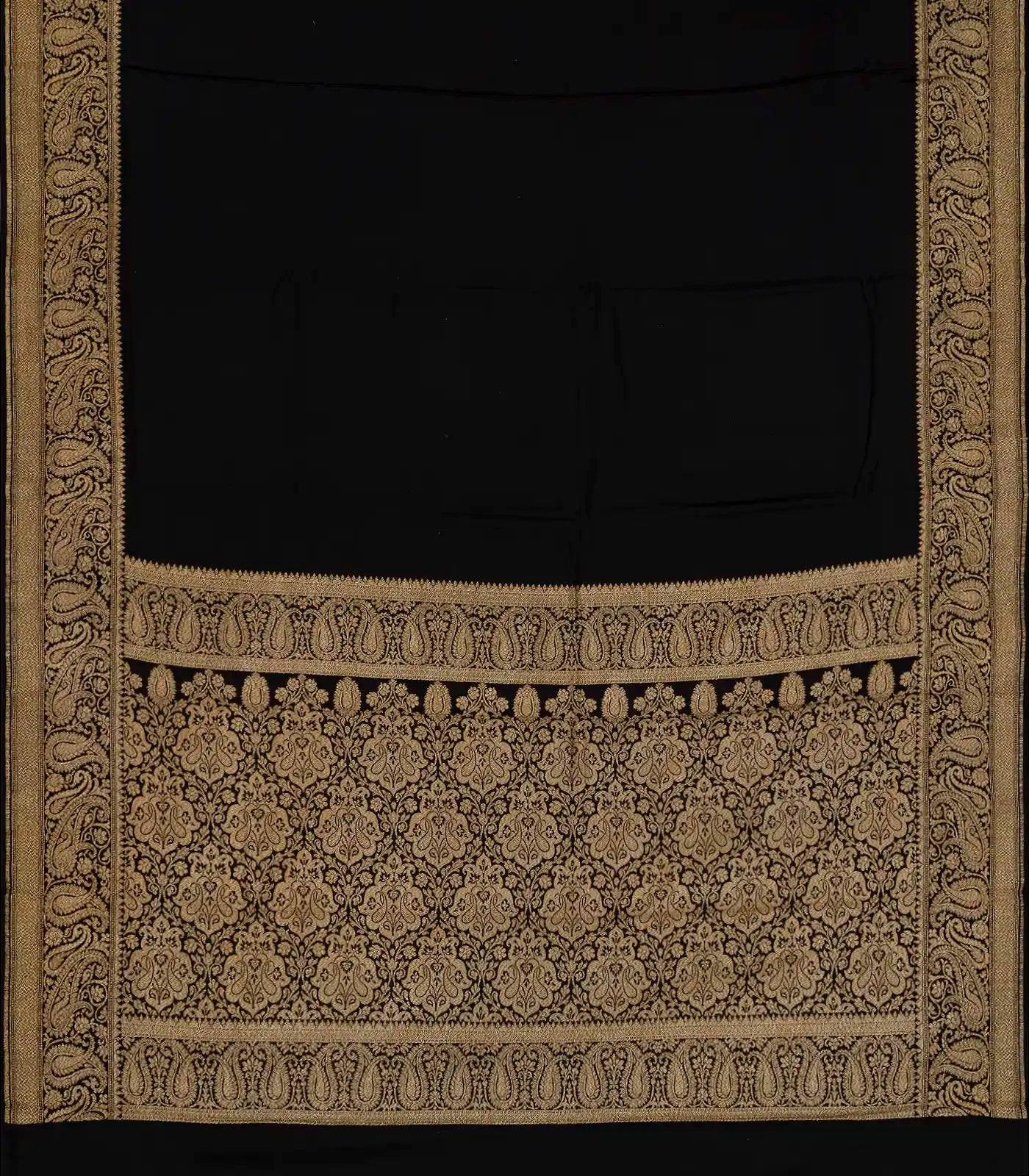 Black Banarasi Georgette Saree With Plain Body & Zari Border