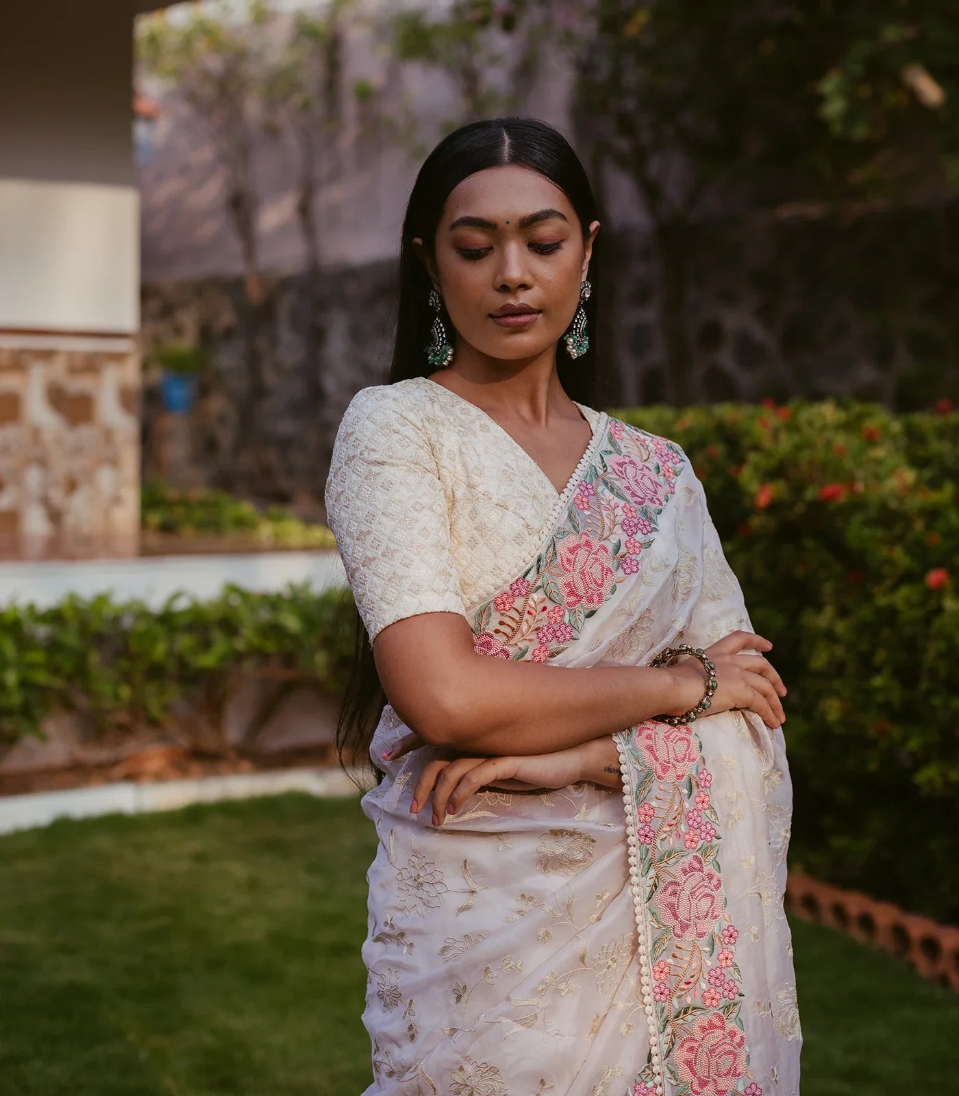 Cream Woven Organza Silk Saree With Embroidered Floral Motifs