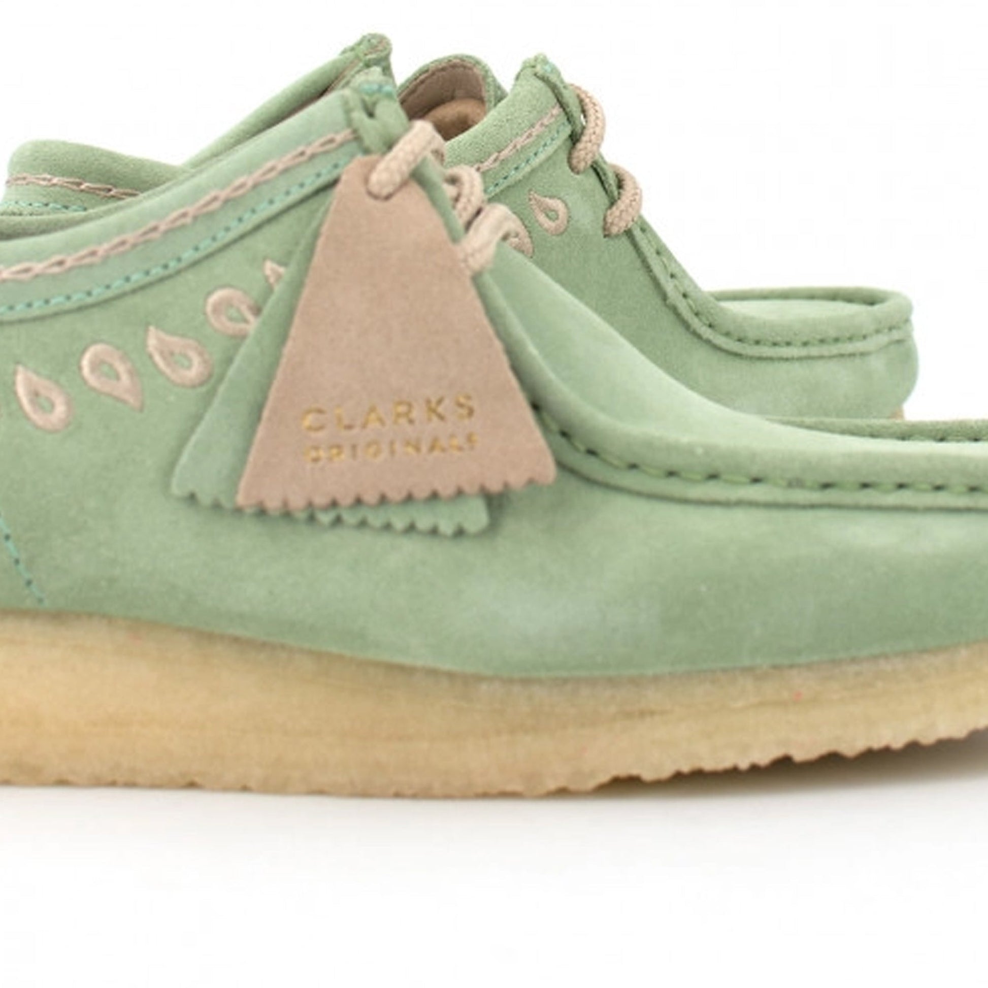 Clarks Originals | WALLABEE  { GREEN