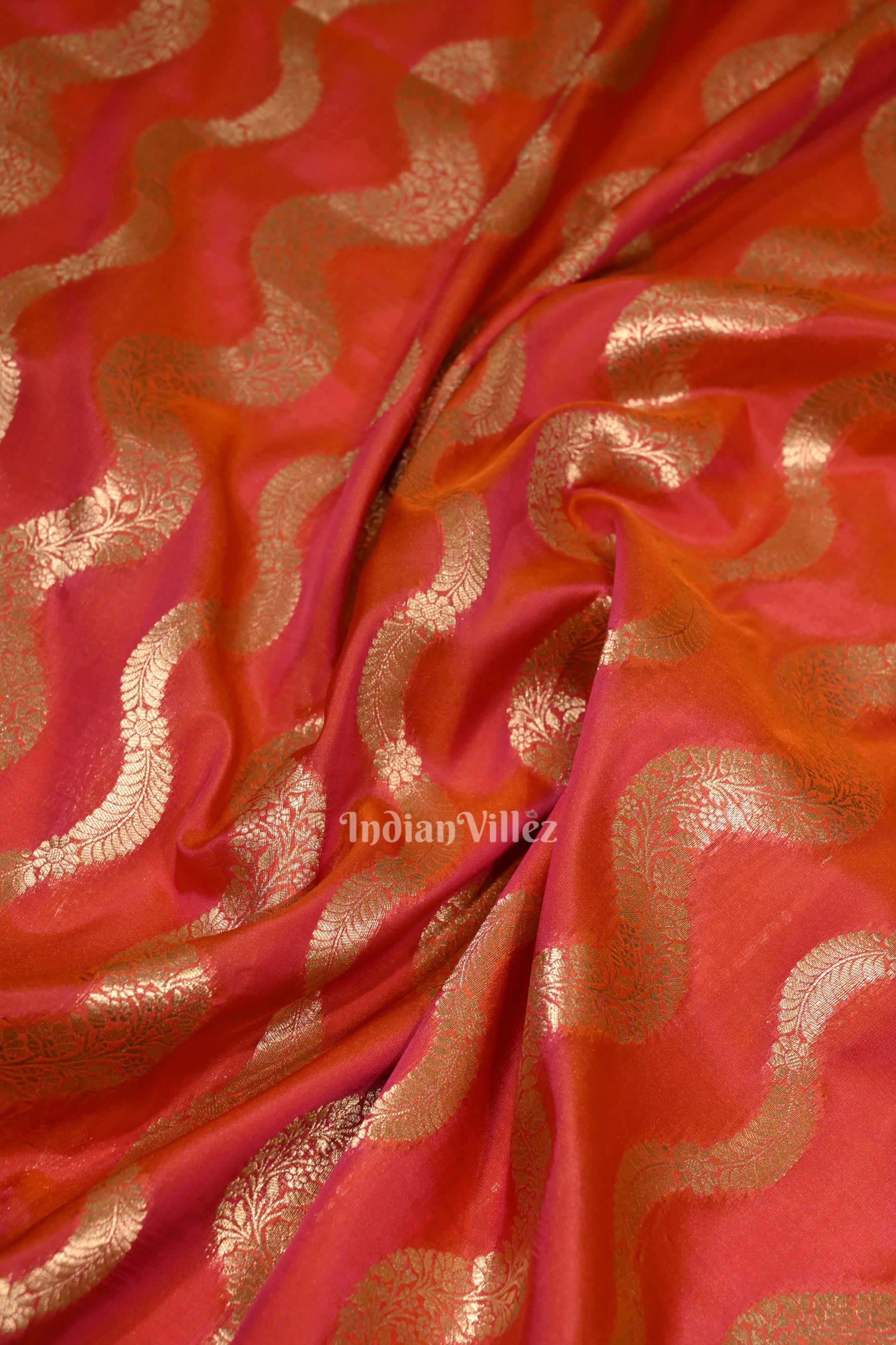 Pink Dual Tone Pure Mashru Satin Silk Banarasi Saree