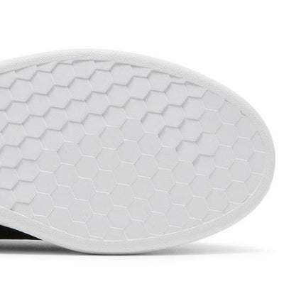 adidas Advantage Black White