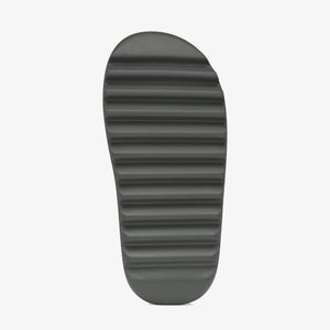 ADIDAS ORIGINALS | YEEZY SLIDE { DARK ONYX