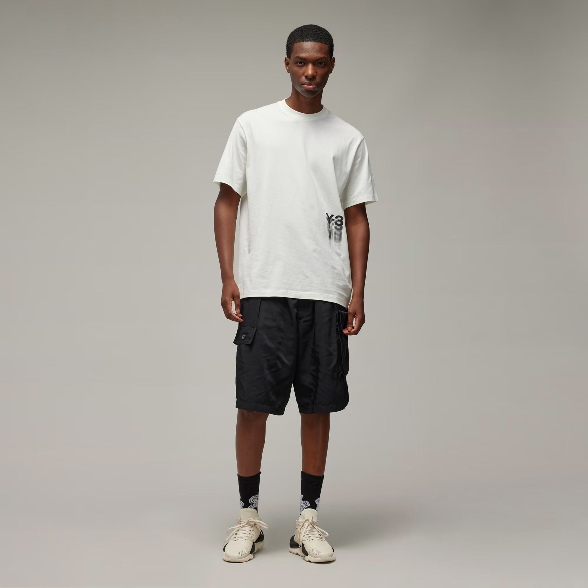 Y-3 | GRAPHIC SHORT SLEEVE TEE  { OWHITE