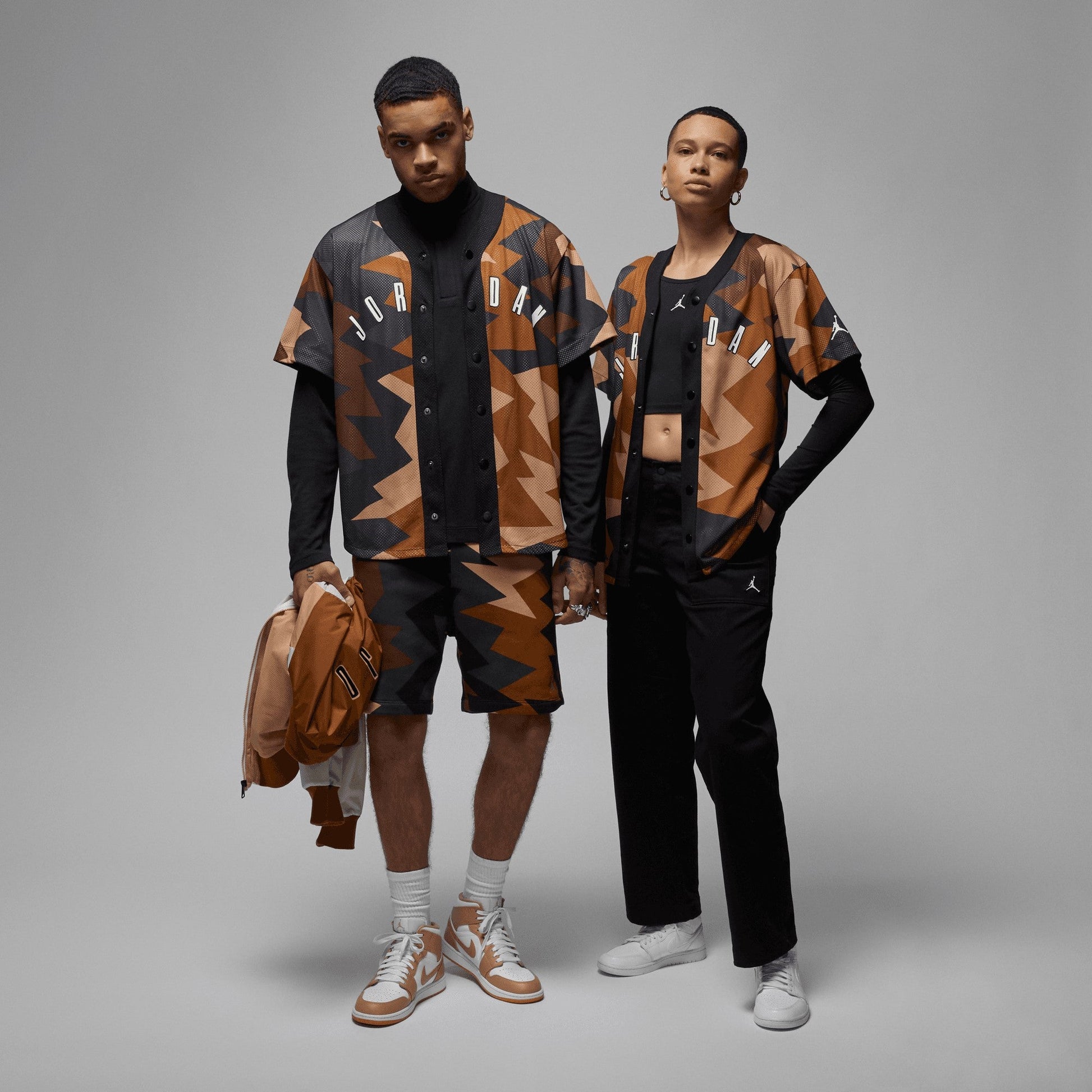 Jordan | M J ESS MMBR JERSEY  { SAIL