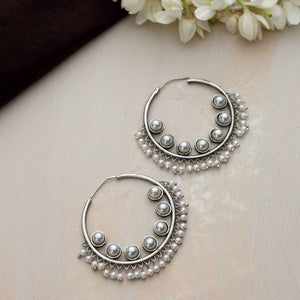 trueBrowns Silver Tone Pearl Hoop Earrings