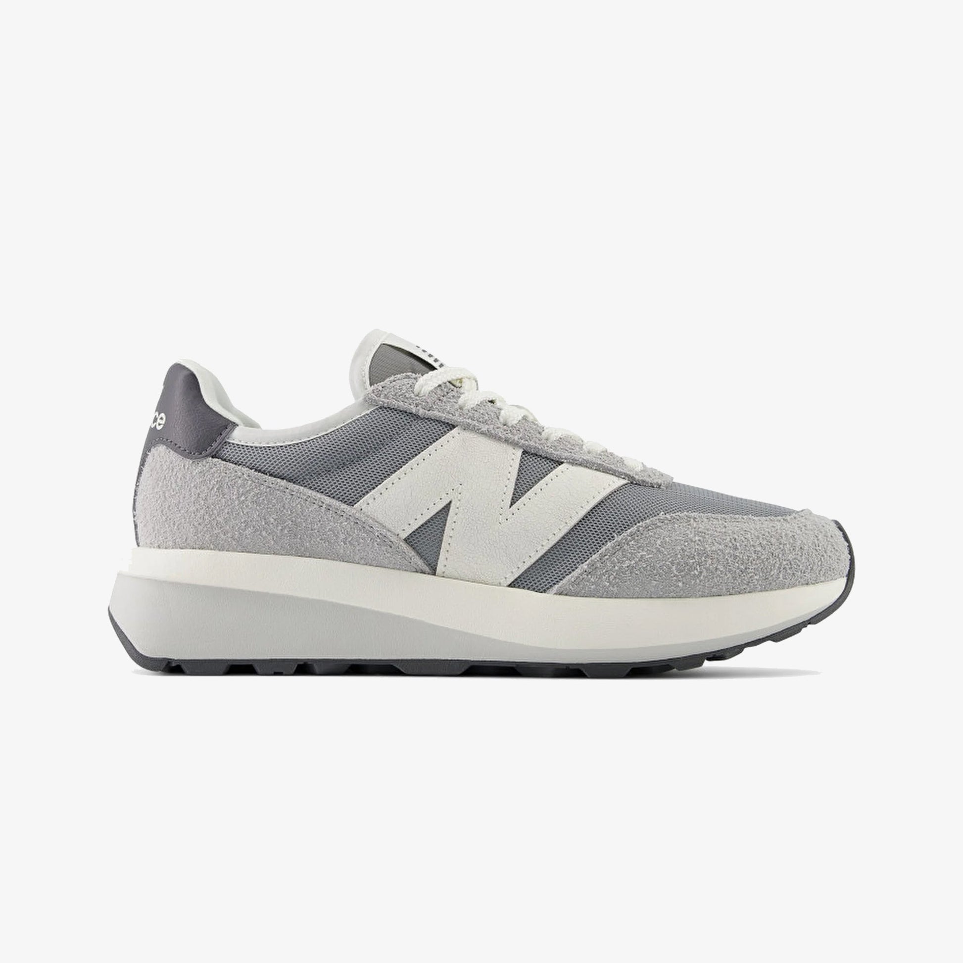 New Balance | 370 { GREY/WHITE