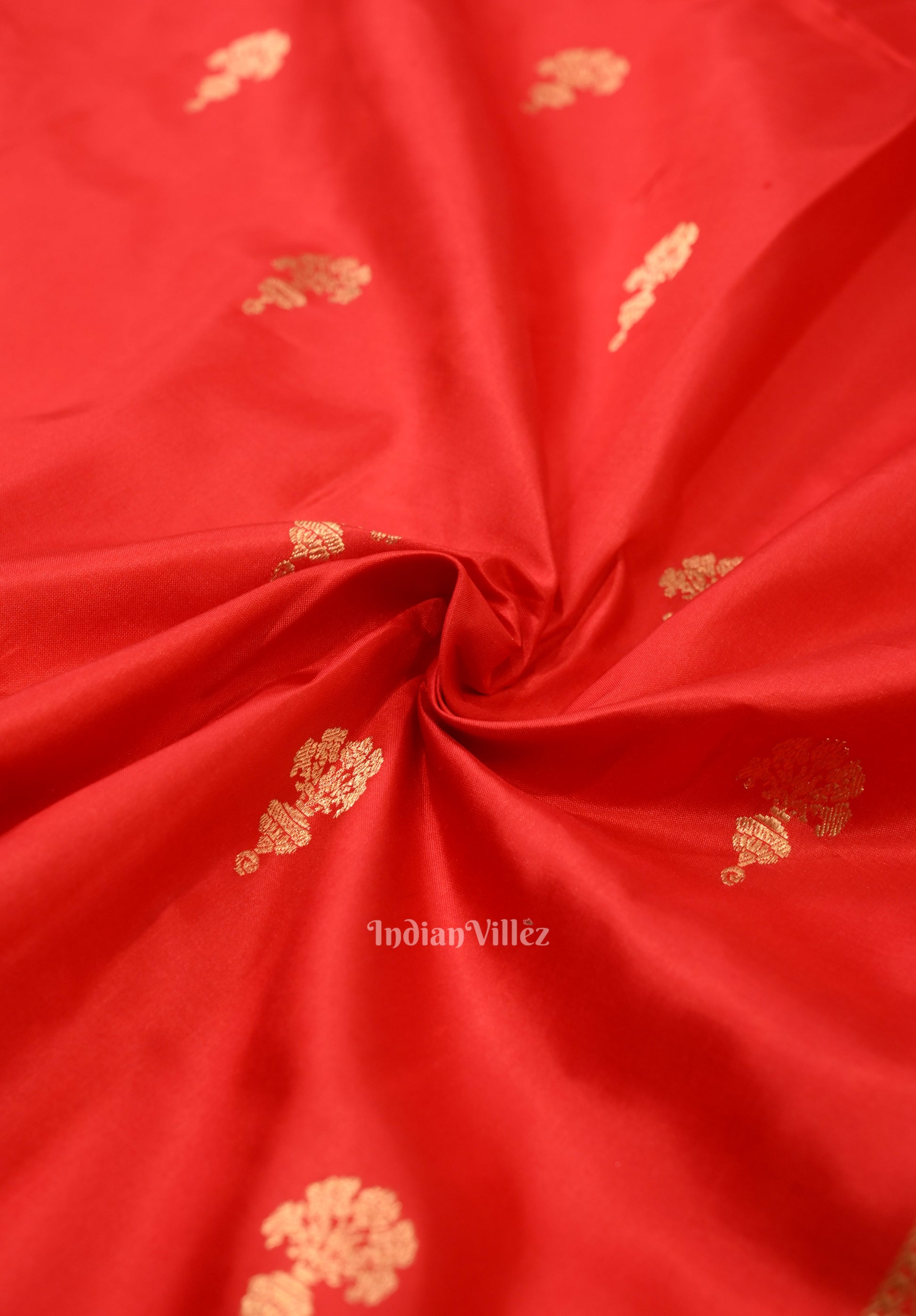 Pure Red Designer Katan Banarasi Silk Saree