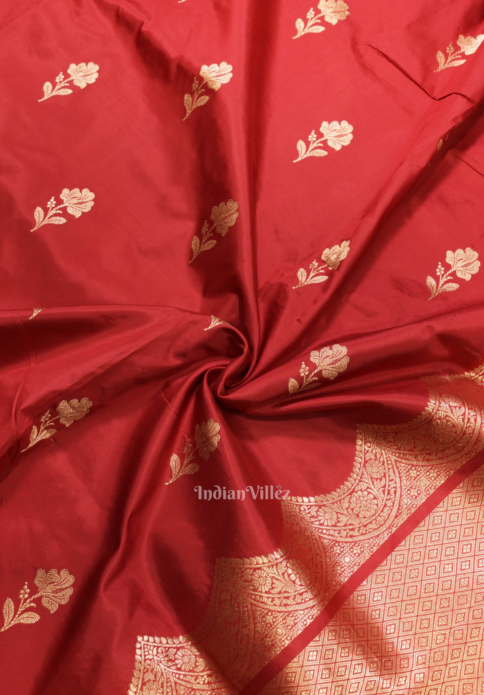 Red Designer Pure Banarasi Katan Silk Saree