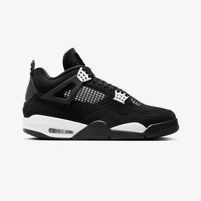 Jordan | AIR JORDAN 4 RETRO { 