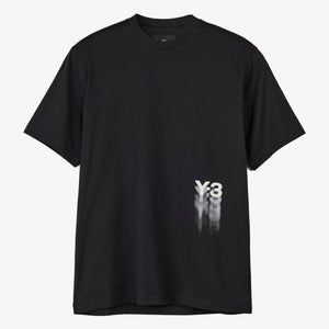 Y-3 | GRAPHIC SHORT SLEEVE TEE  { BLACK