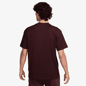 NIKE | MAX90 T-SHIRT { BURGUNDY CRUSH