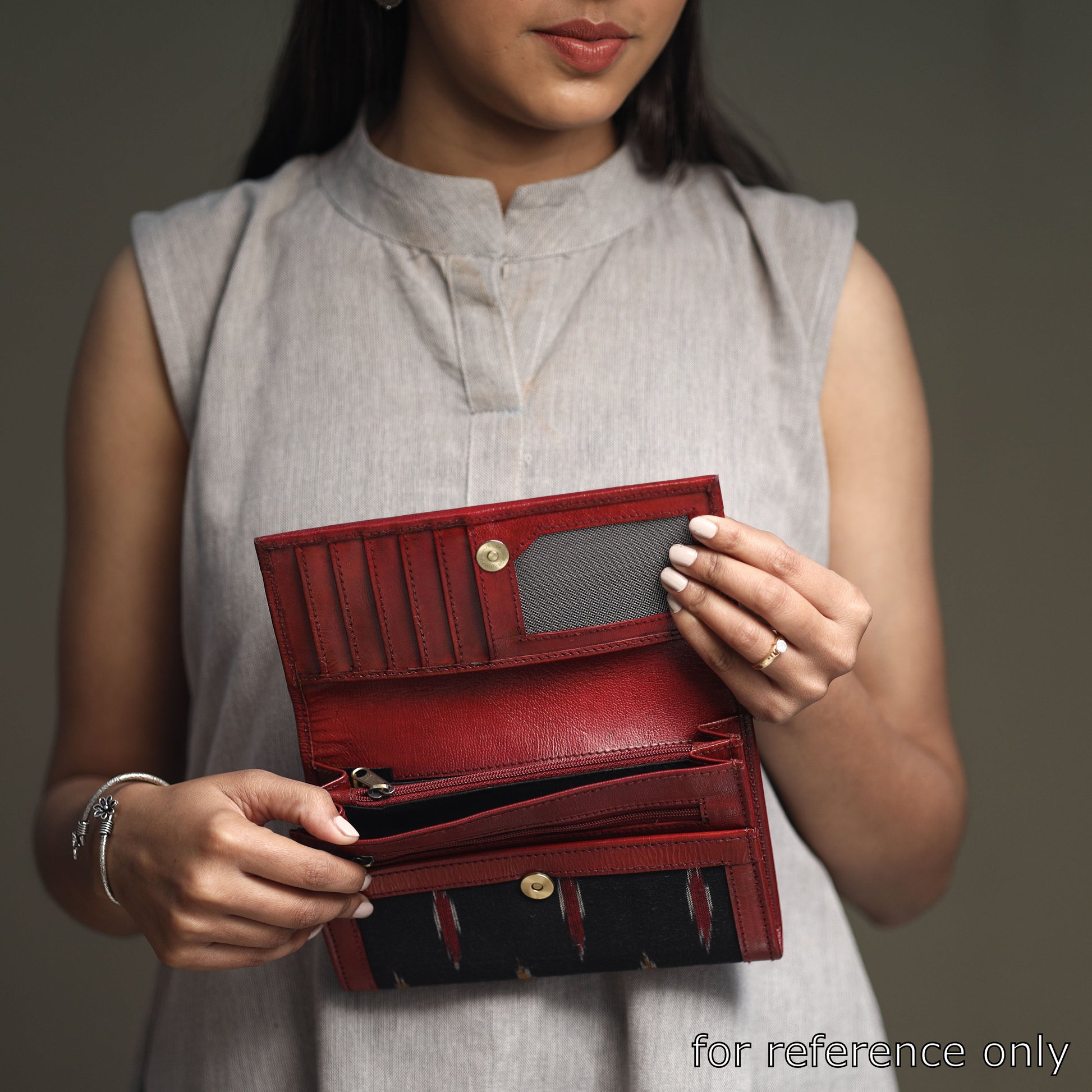 Black - Handcrafted Ikat Weave Leather Wallet