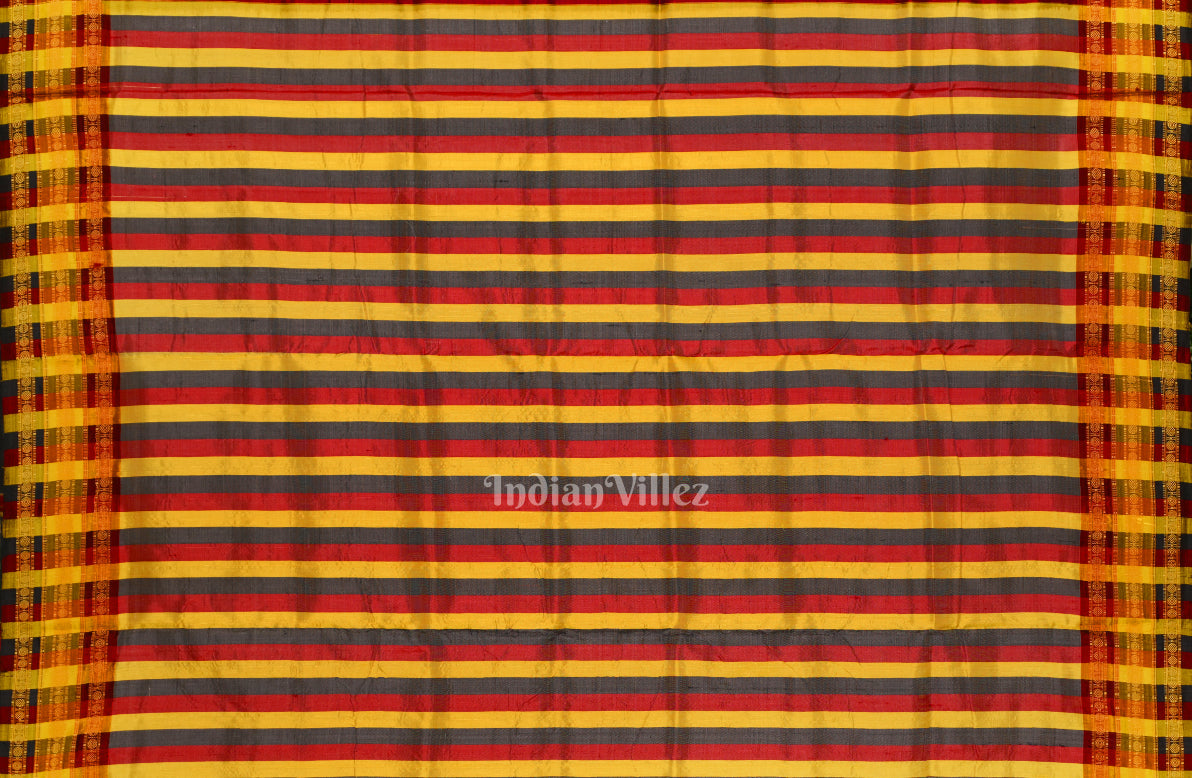 White Kathiphera Dolibarat Theme Odisha Ikat Khandua Silk Saree