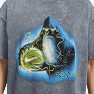 NIKE | M NK TEE M90 FANTASY { ANTHRACITE