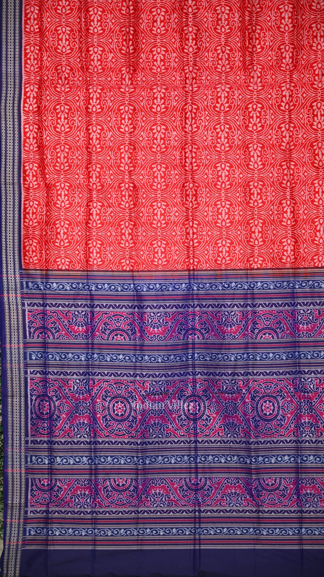 Red Blue Floral Motif Sambalpuri Silk Saree