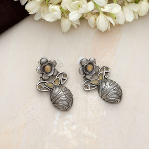 trueBrowns Silver Tone Oval Drop Earrings