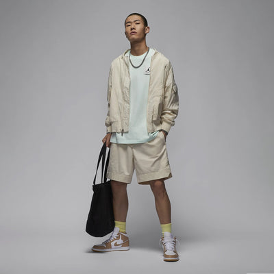 Jordan | FLIGHT ESSENTIALS  { BARELY GREEN