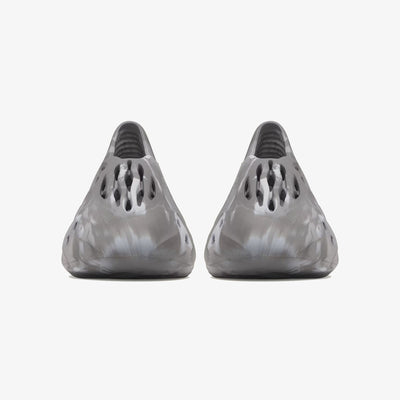 ADIDAS ORIGINALS | YZY FOAM RNR { ANATOMICAL/MX GRANITE