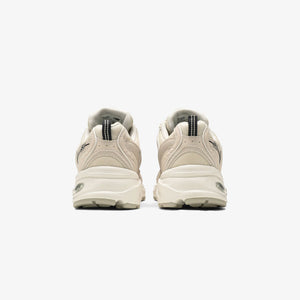 New Balance | 530 { MOONBEAM/SEA SALT