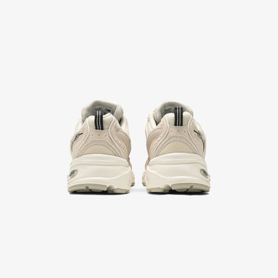 New Balance | 530 { MOONBEAM/SEA SALT