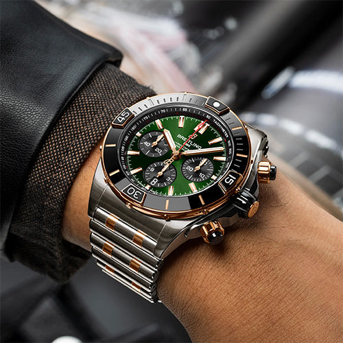 Breitling Super Chronomat B01 44 DIAL MEN 44mm UB0136251L1U1