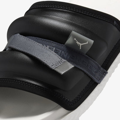 Jordan | SUPER PLAY  { BLACK/PHANTOM-ANTHRACITE
