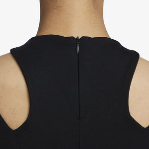 Nike | SPORTSWEAR ESSENTIALS  { BLACK/WHITE
