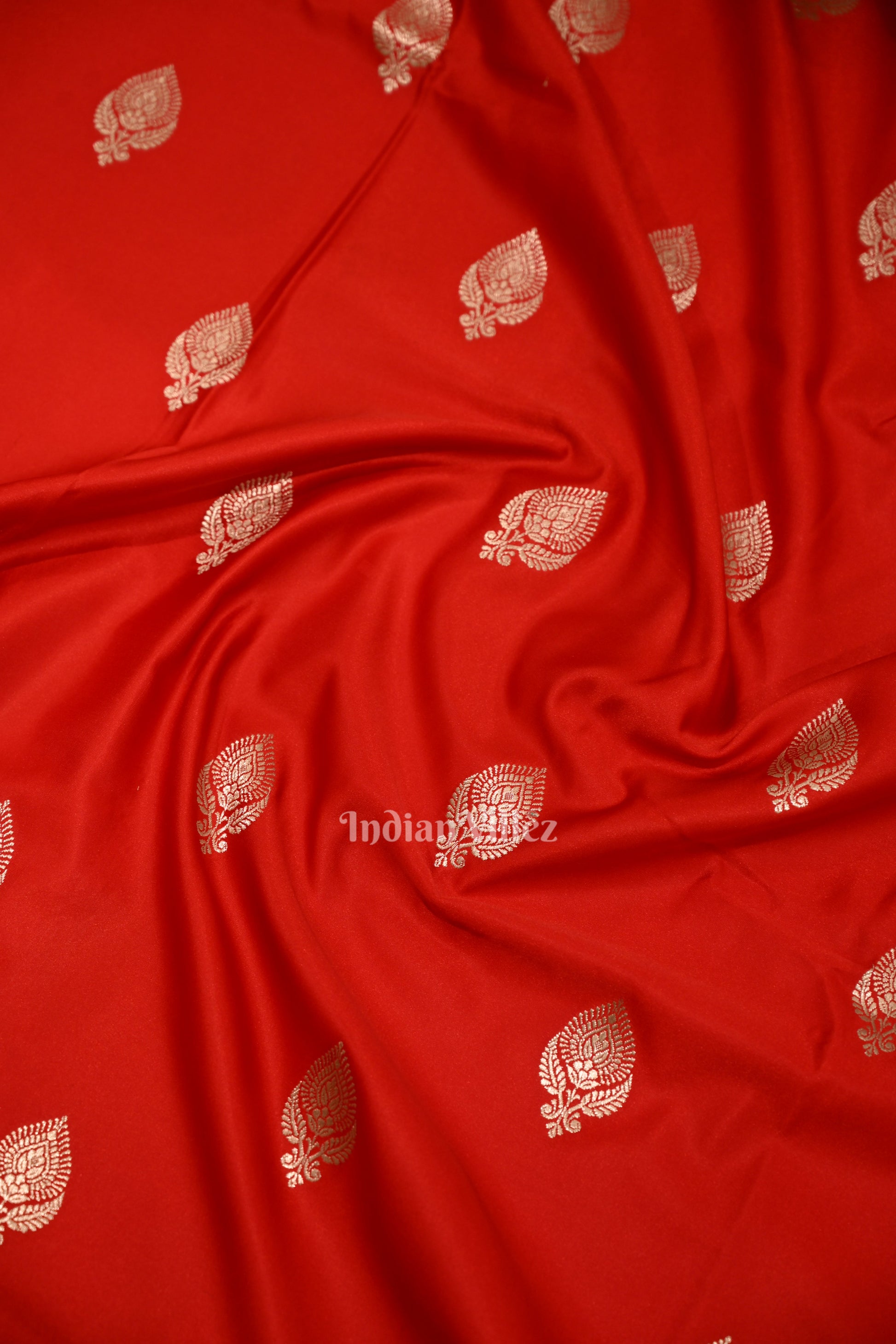 Stunning Bridal Red Soft Pure Mashru Satin Silk Banarasi Saree
