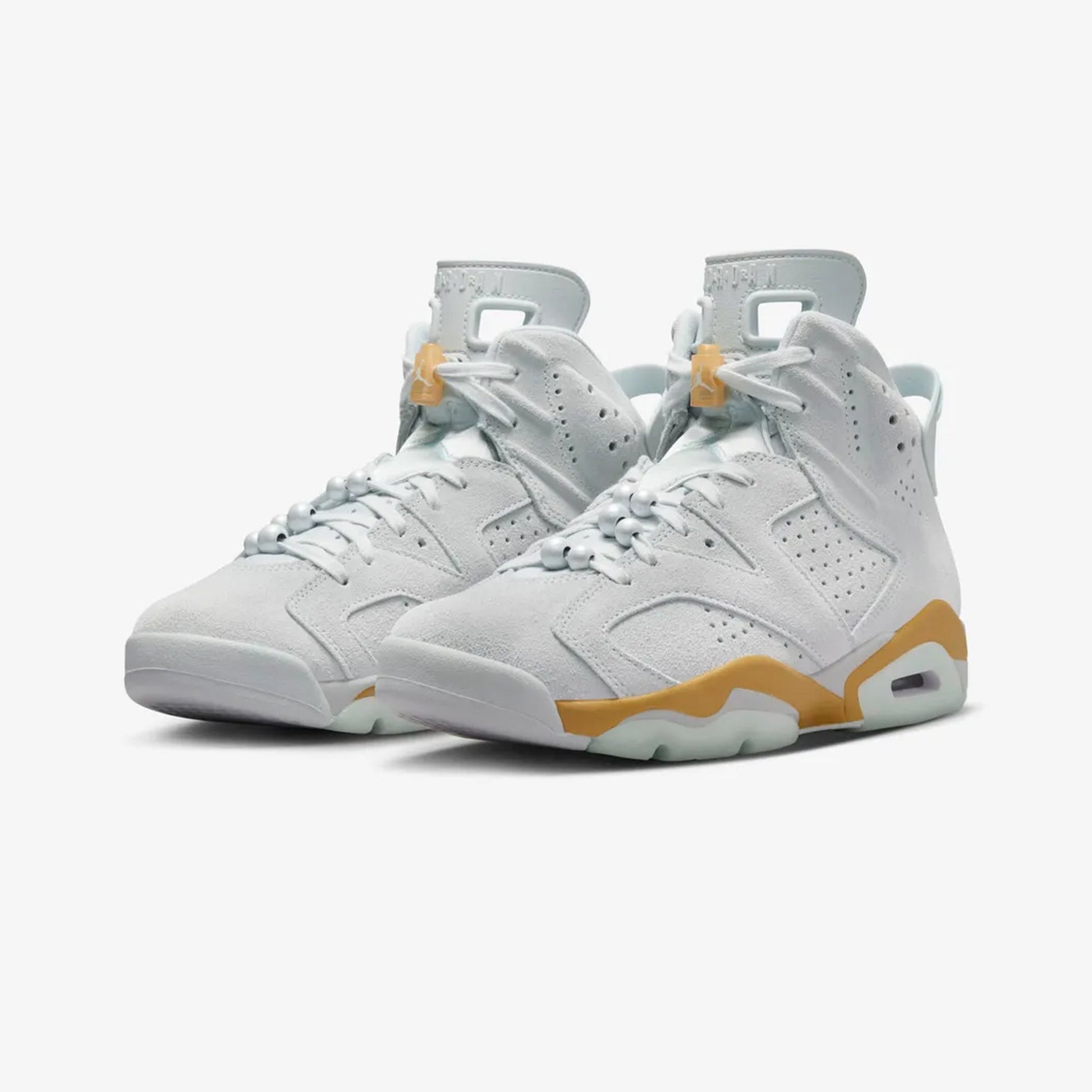 JORDAN | AIR JORDAN 6 RETRO "PEARL" { PURE PLATINUM/GLACIER BLUE-METALLIC GOLD