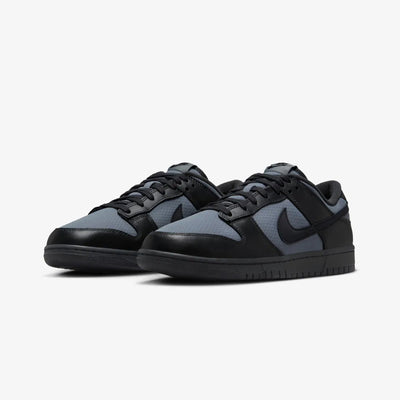 NIKE | DUNK LOW RETRO SE { OFF NOIR/BLACK-SMOKE GREY-ANTHRACITE