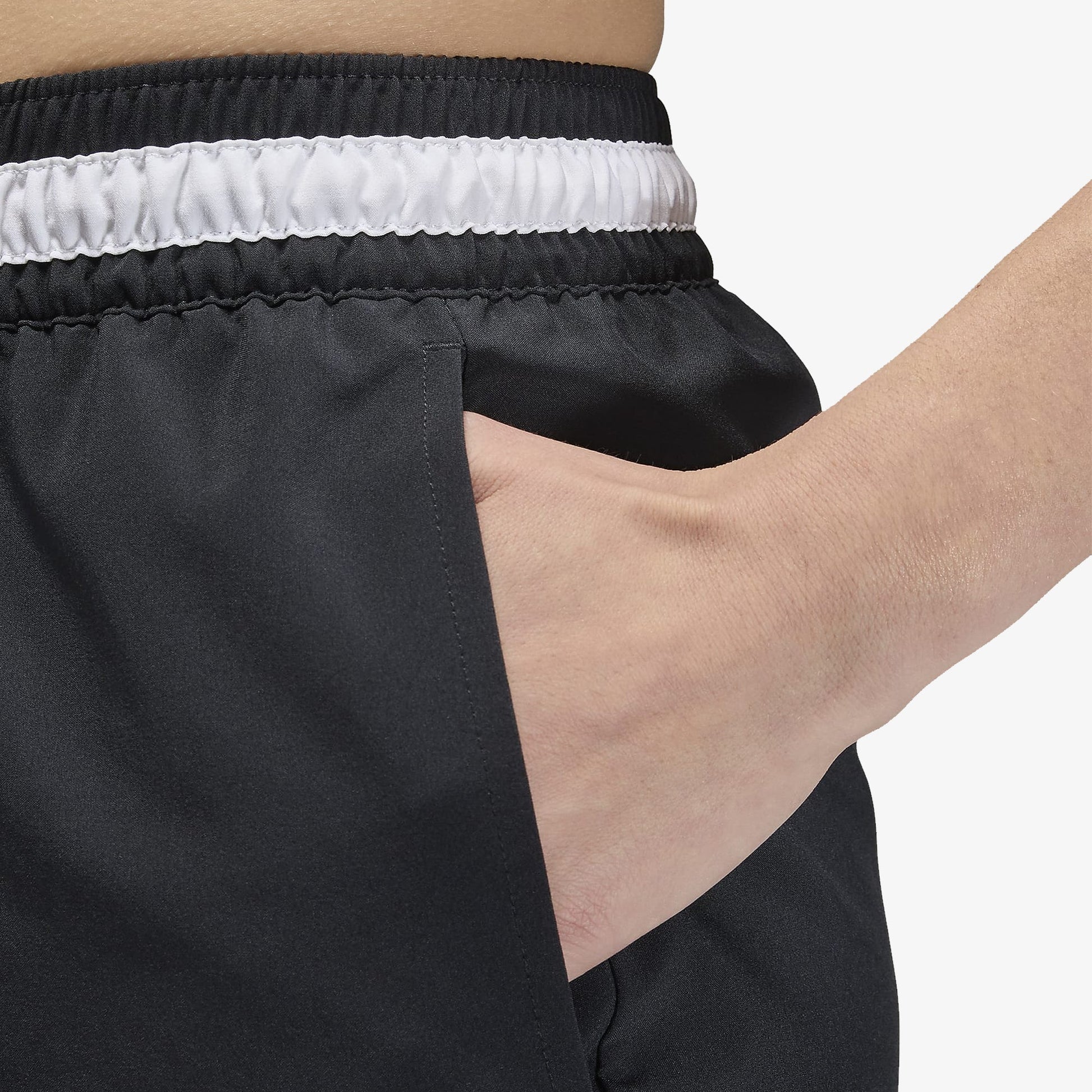 Jordan | DRI-FIT WOVEN DIAMOND SHORTS  { BLACK/WHITE/WHITE