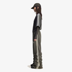 Adidas Originals | AVAVAV PLEATED TRACK PANTS { CARBON