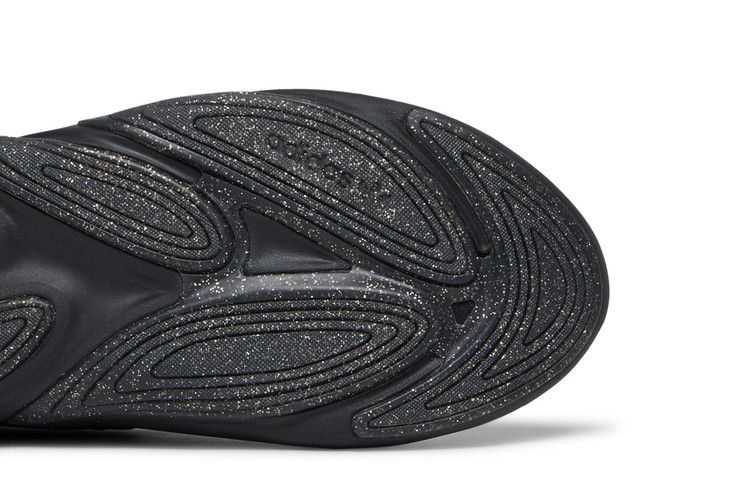 adidas Ozelia Black Carbon (Women's)