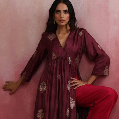 trueBrowns Purple Viscose Silk Kurta Set