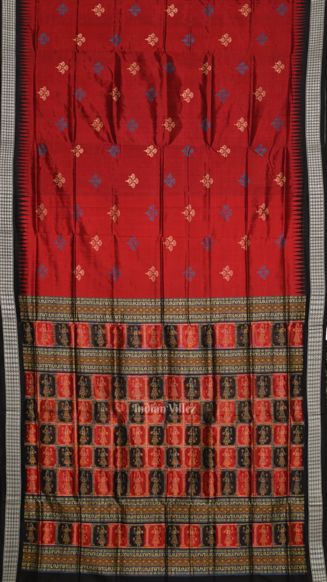 Maroon Mushroom Design Sambalpuri Ikat Bomkai Silk Saree