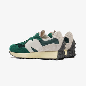 New Balance | 327  { MARSH GREEN