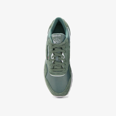 Reebok | CL NYLON  { HARGRN/FTWWHT/HARGRN
