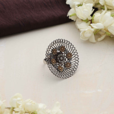 trueBrowns Silver Tone Floral Circular Ring