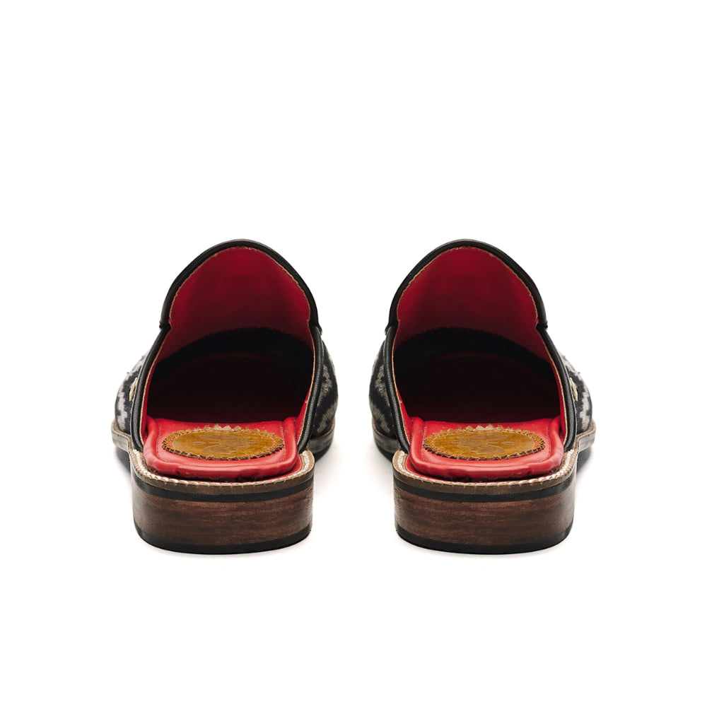 Ikat Mule_ for Women – Coal (discontinued)
