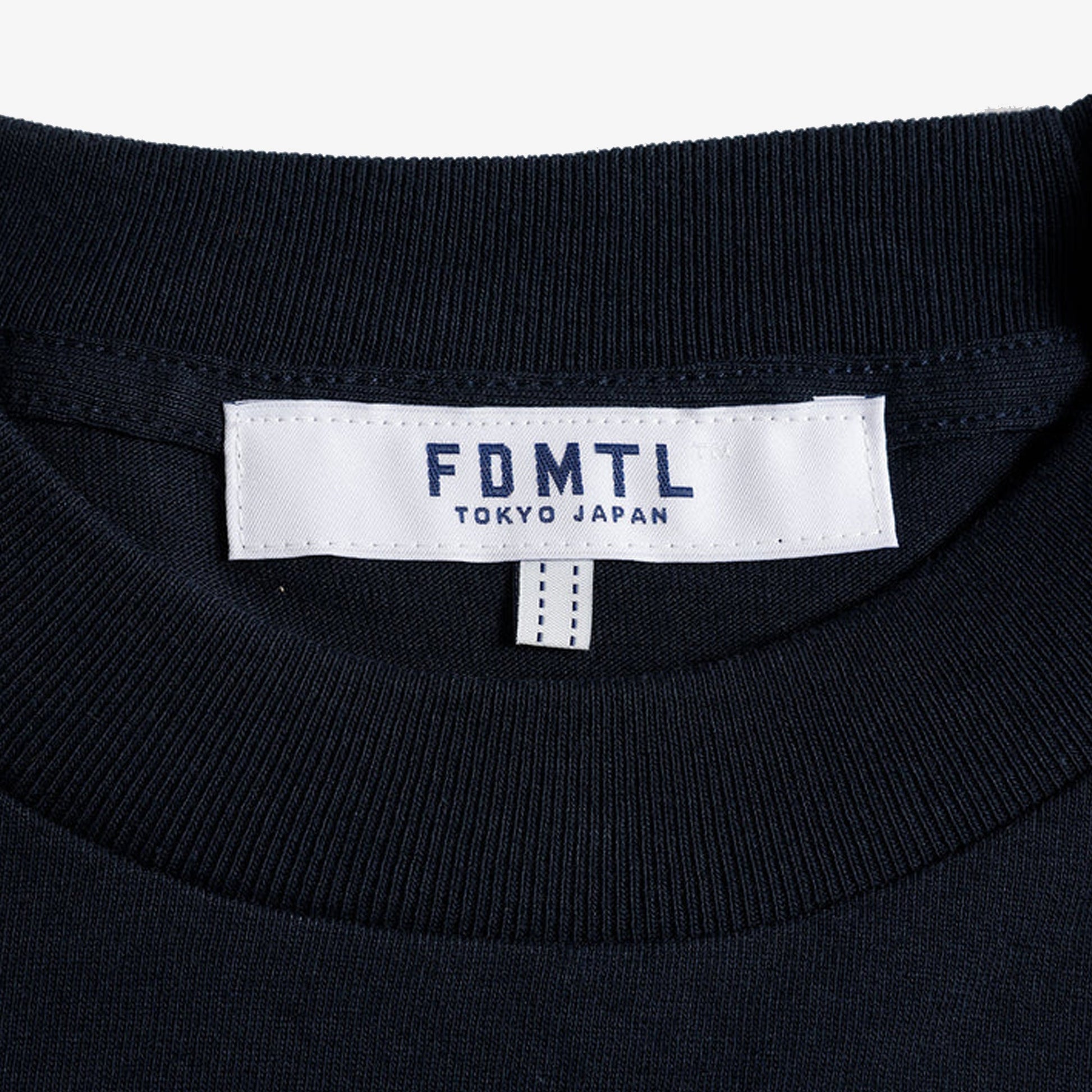 FDMTL | CIRCLE PATCH TEE { NAVY