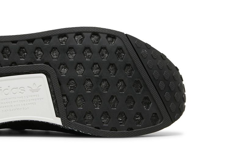 adidas NMD R1 V2 Crackled Black Carbon